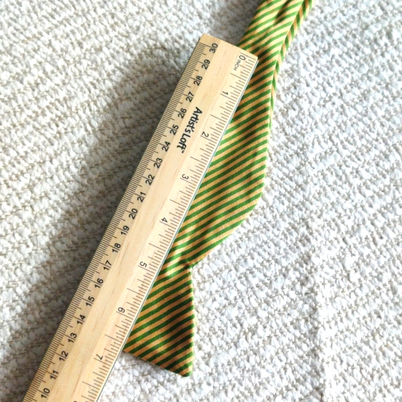 Vintage Carrot & Gibbs pure horizontal striped Silk self- tied Bowtie, size OS - Picture 7 of 9